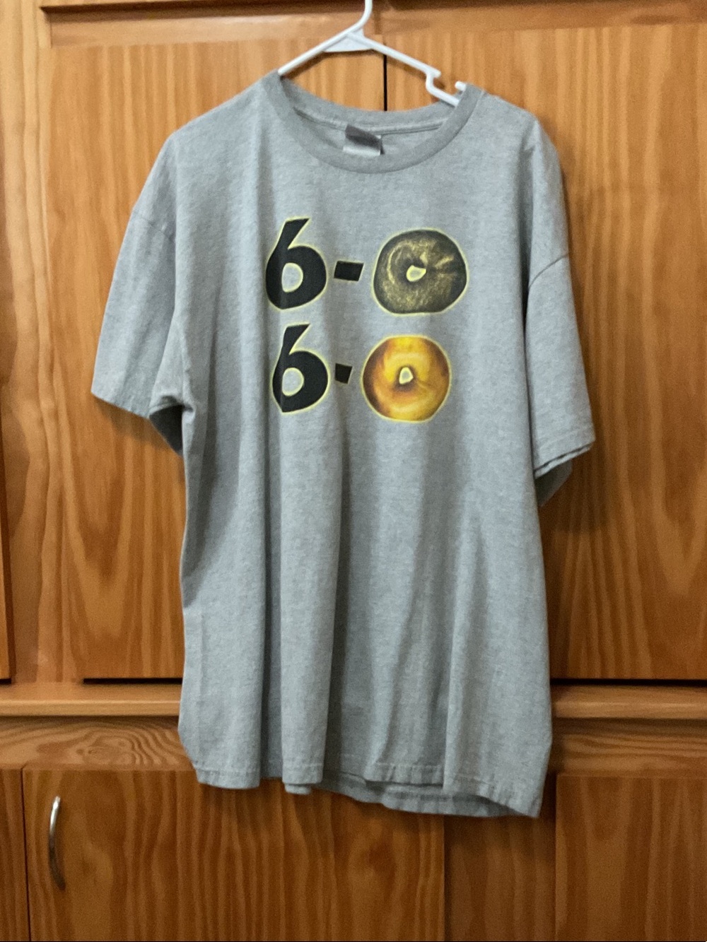 Nike Gray Short Sleeve Tee with Yellow and Black Graphic